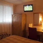 Ξενοδοχείο L'hotel Bristol 3*