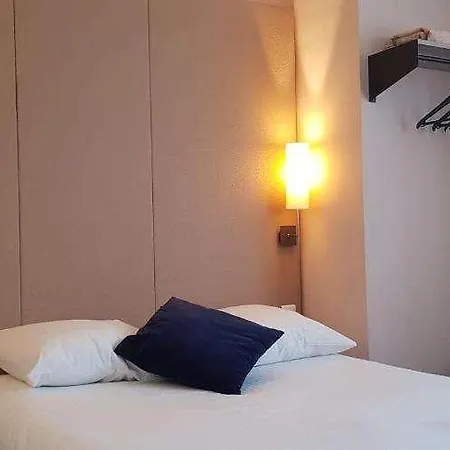 Otel L'hotel Bristol 3*