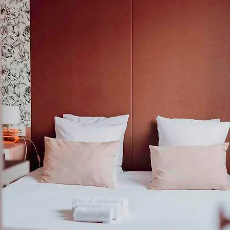 Отель L'hotel Bristol Кан