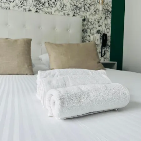 Szálloda L'hotel Bristol Caen