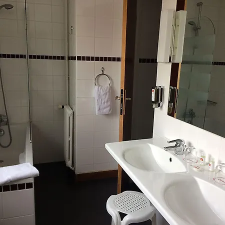 Hotel L'hotel Bristol 3*