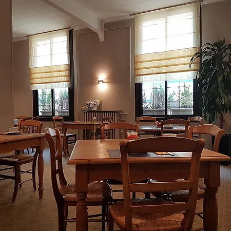 Szálloda L'hotel Bristol 3*
