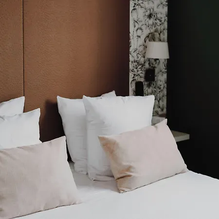 Szálloda L'hotel Bristol 3*