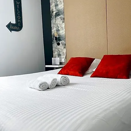 Szálloda L'hotel Bristol Caen