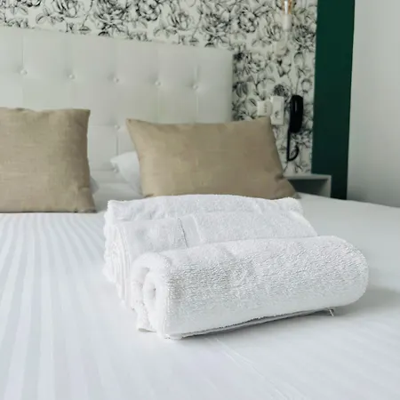 Szálloda L'hotel Bristol 3*