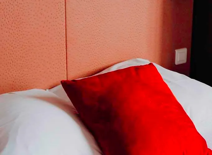 Hotel L'hotel Bristol 3*