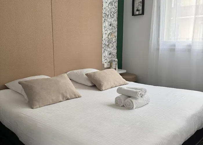 L'hotel Bristol Ξενοδοχείο Καν