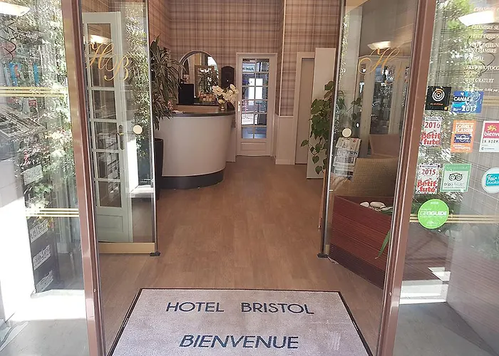 Hotel L'hotel Bristol 3*